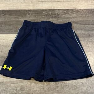 Boys Under Armour Dark Blue Shorts with Yellow Logo sz 5
